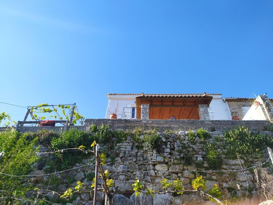 Castle Of Himara Apartment Bagian luar foto
